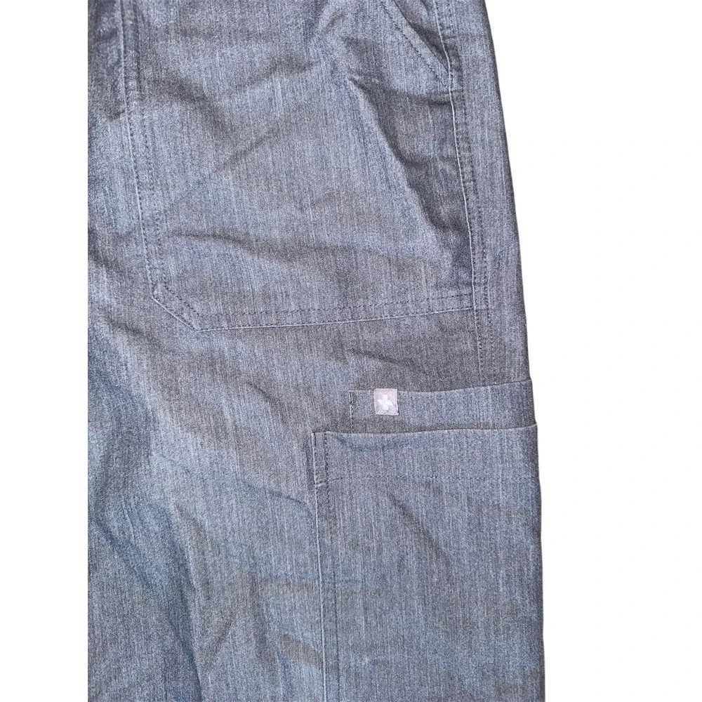 FIGS Technical Collection Men's Scrub Pants Size L Gray Cargo Drawstring‎ zipper